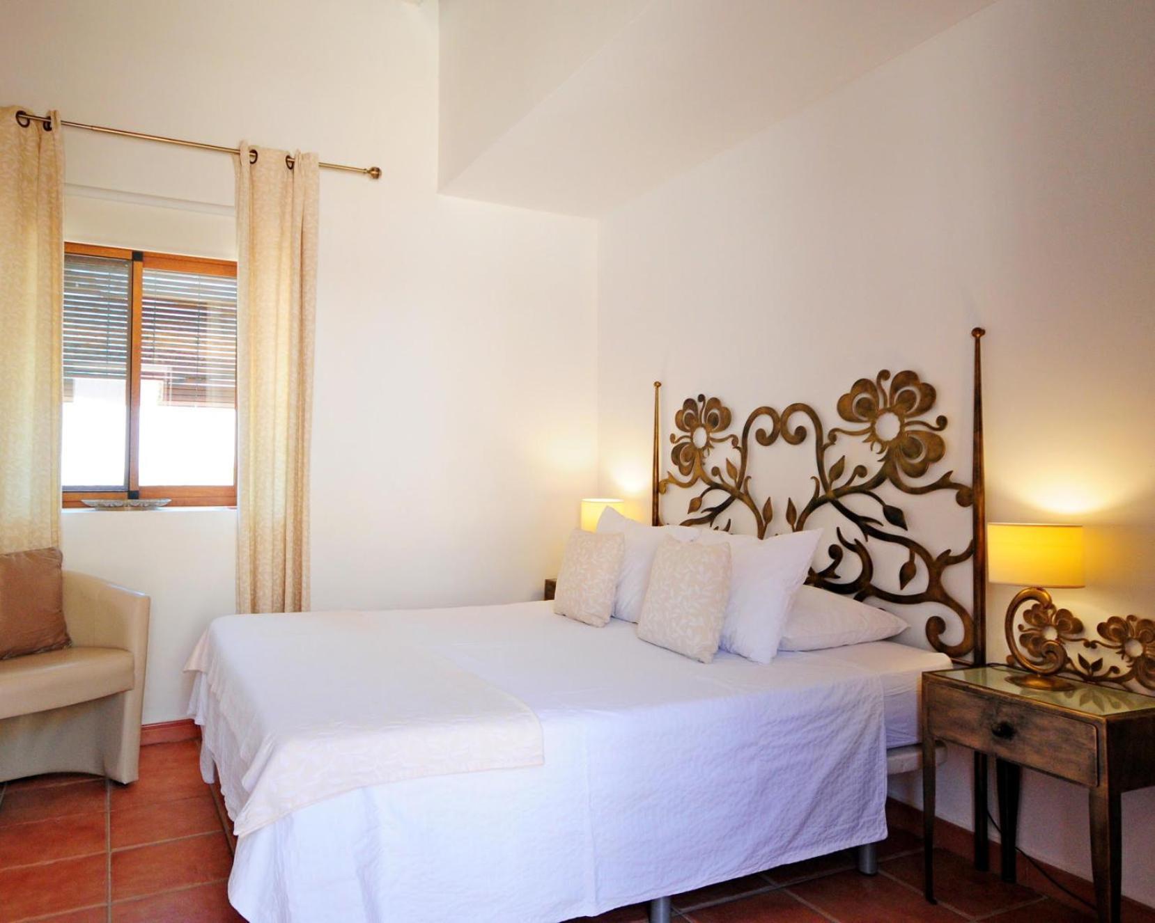 Hotel La Fuente Retreat à Lecrin Extérieur photo